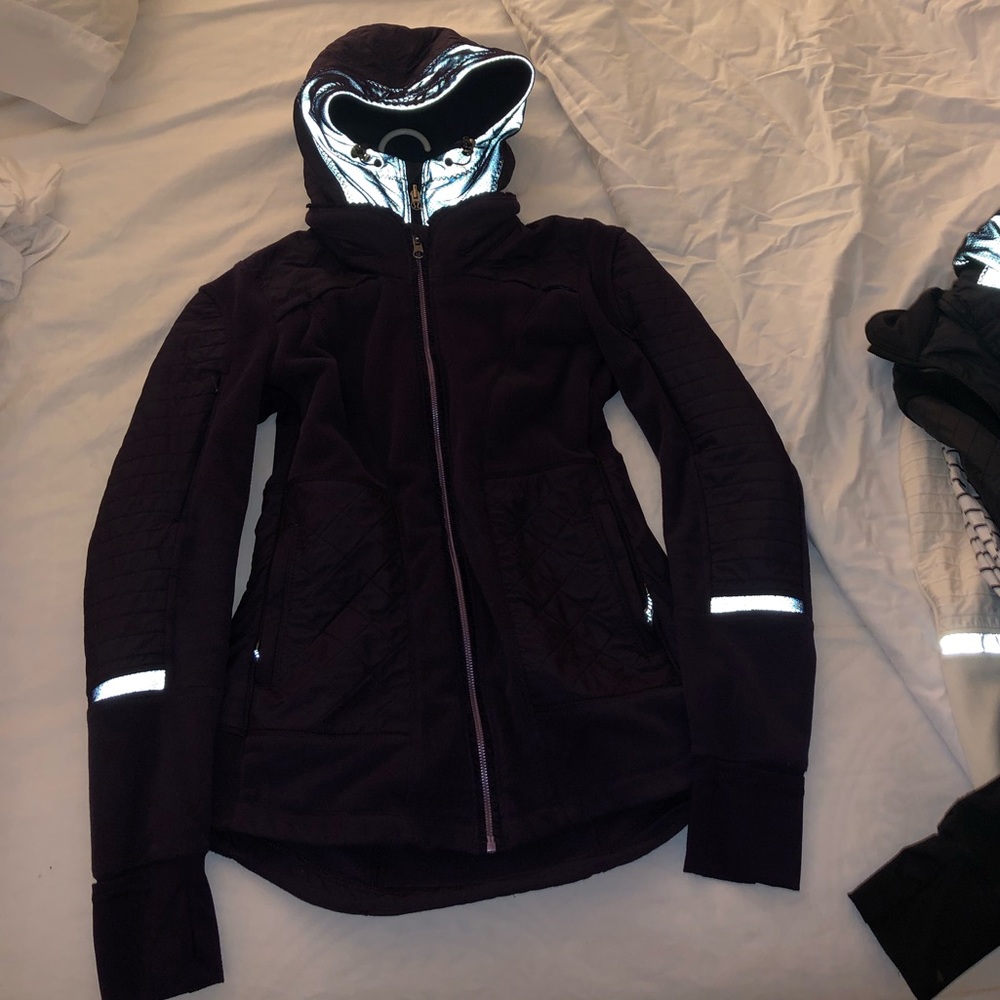 Lululemon Fleecy Keen Zinfandel